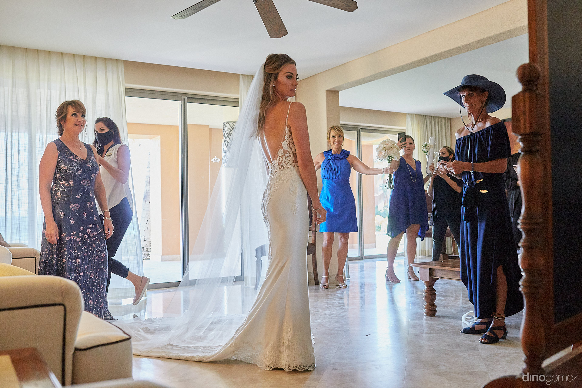 cabo san lucas photographers - Luxury Wedding Photographer in Cabo Dino Gomez - C&T